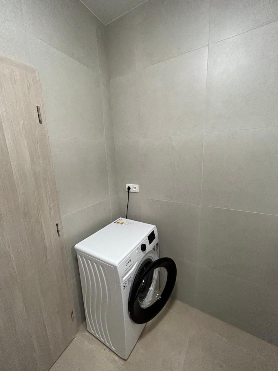 Apartamento Perla Hradce Hradec Králové Exterior foto