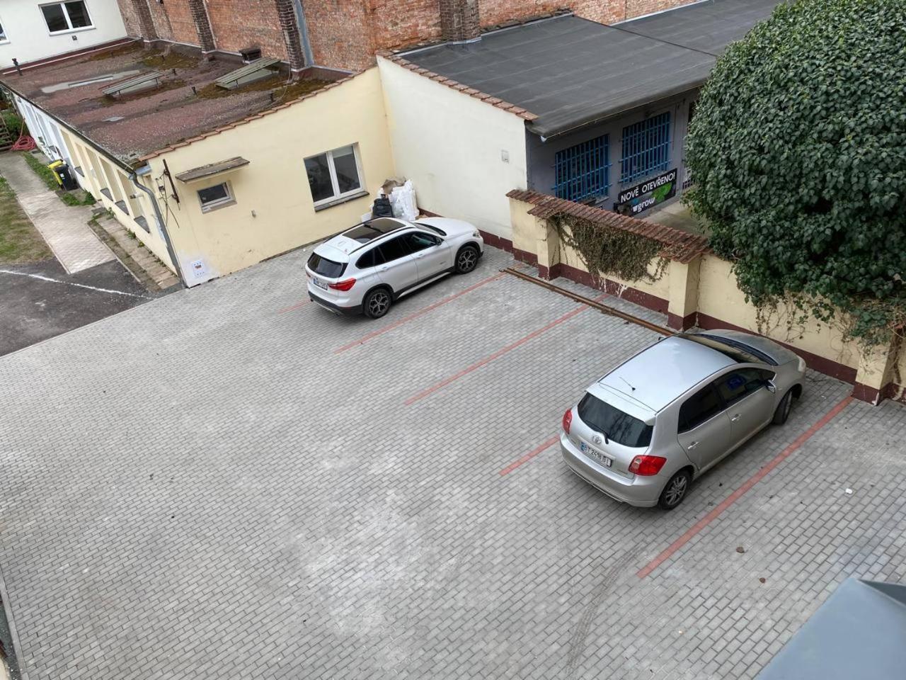 Apartamento Perla Hradce Hradec Králové Exterior foto