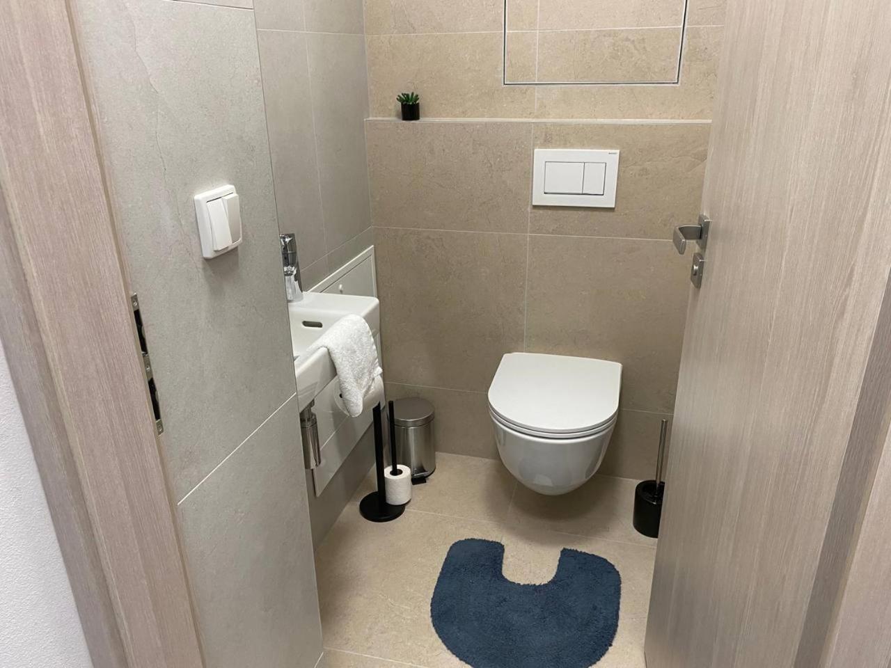 Apartamento Perla Hradce Hradec Králové Exterior foto