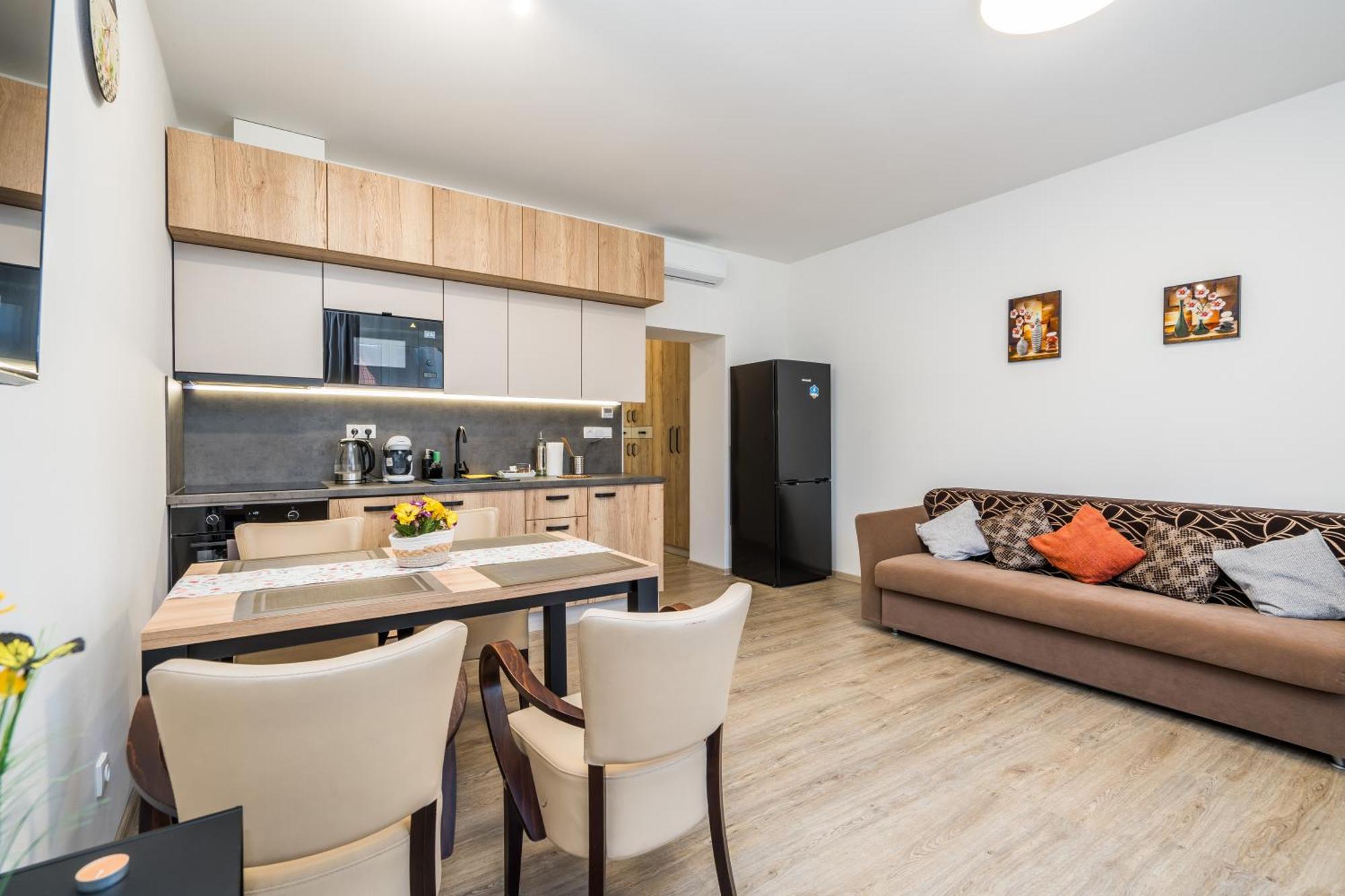 Apartamento Perla Hradce Hradec Králové Exterior foto